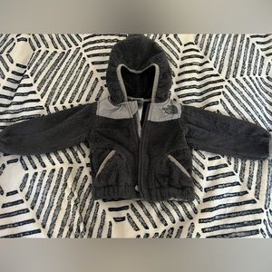 North face infant fleece jacket 3-6m